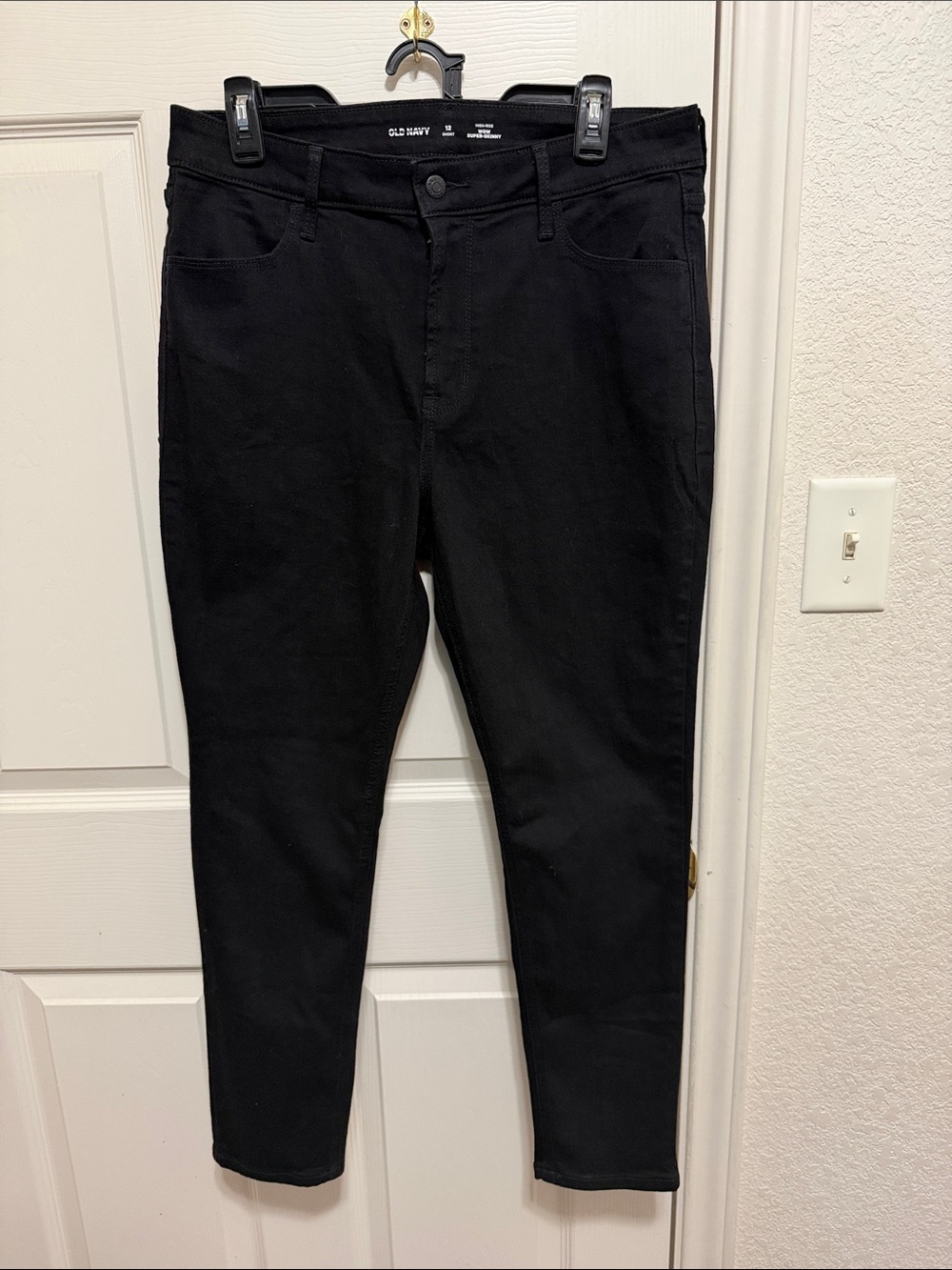 NWOT Old Navy Black Skinny Stretch Jeans for Women
